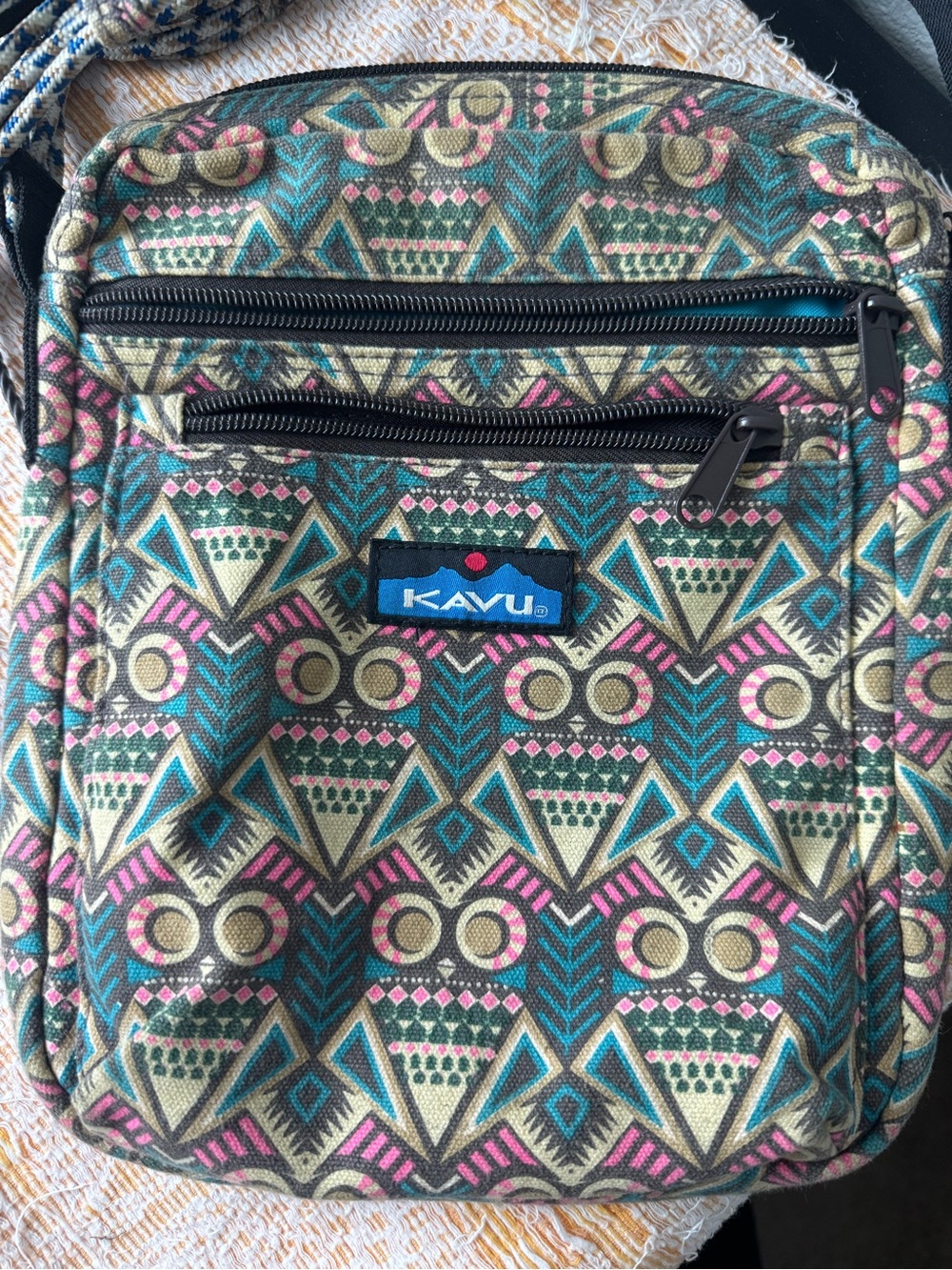 Kavu Canvas Crossbody Bag in Teal, Pink & Tan Geometric Owl Print